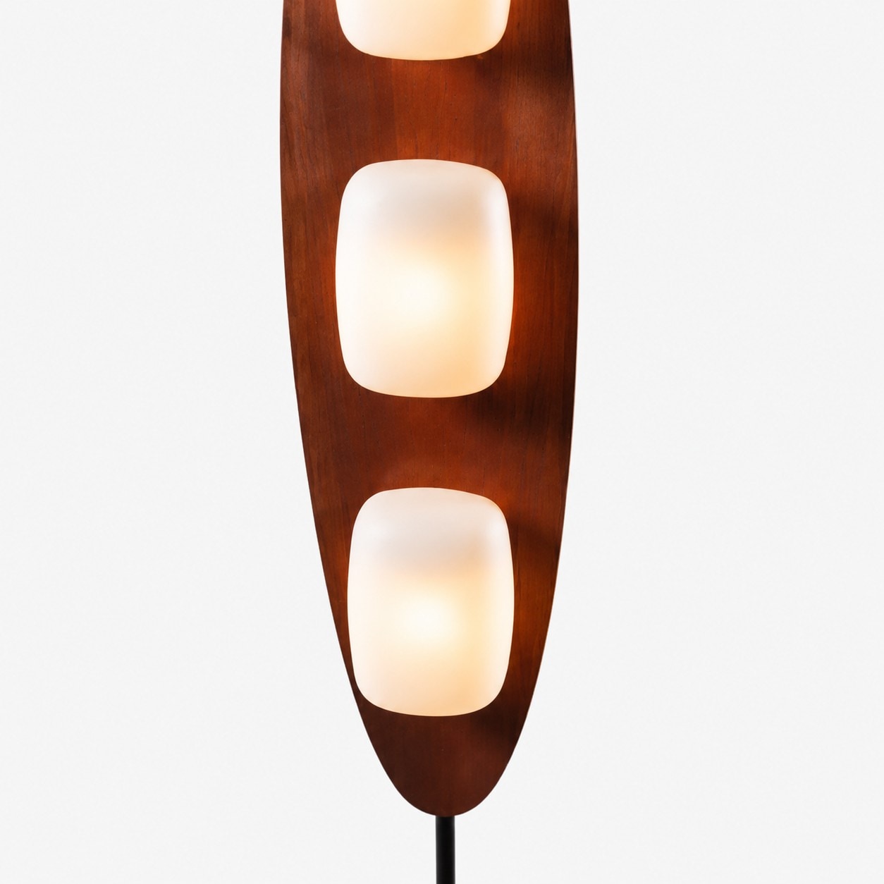 glowing-diffusers-detail